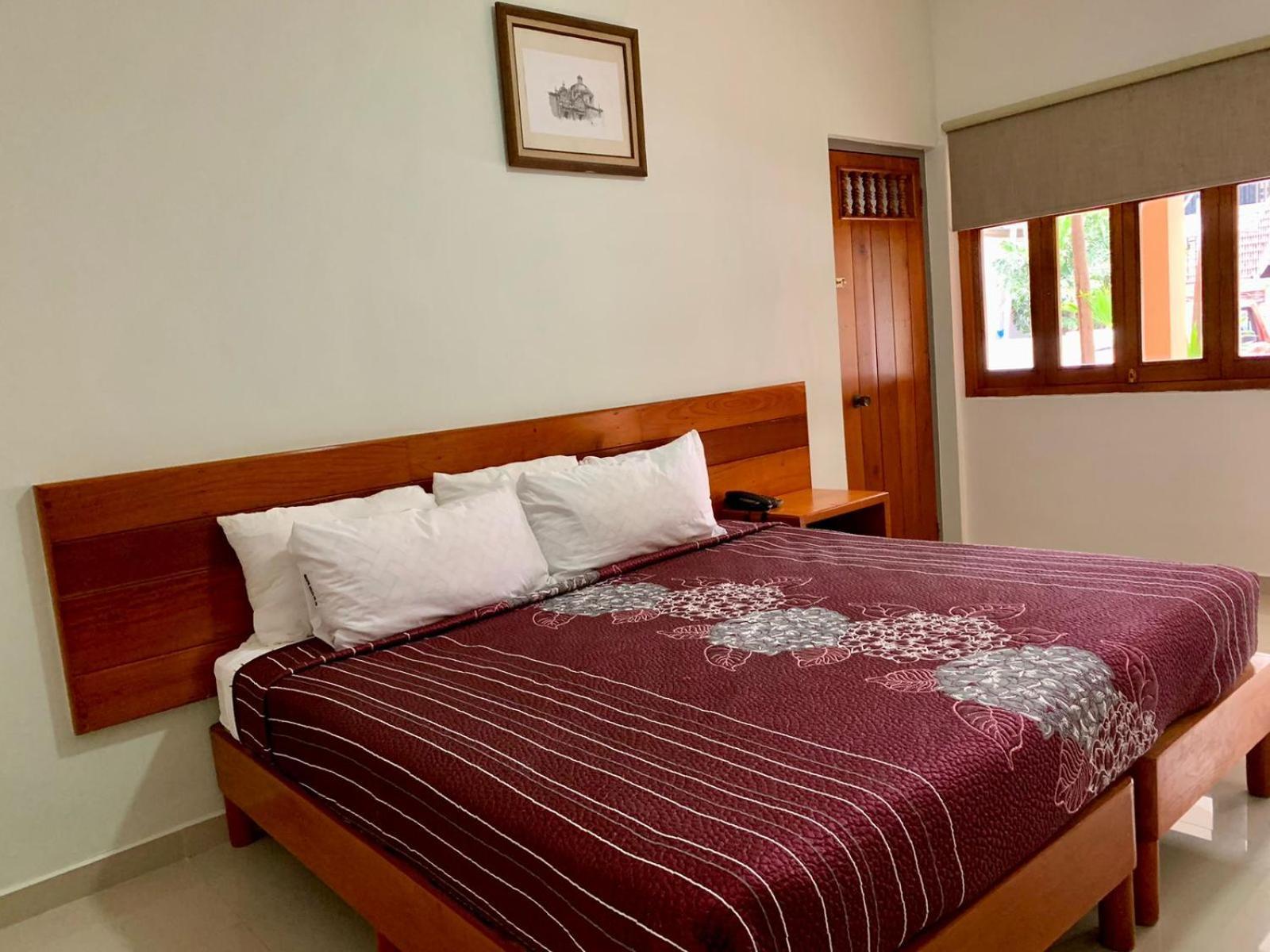Hotel Posada Del Sol Apatzingán de la Constitución Екстериор снимка