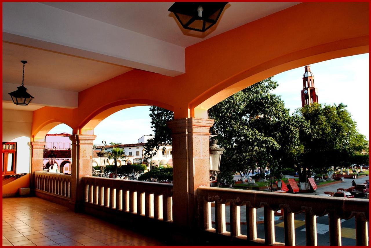 Hotel Posada Del Sol Apatzingán de la Constitución Екстериор снимка
